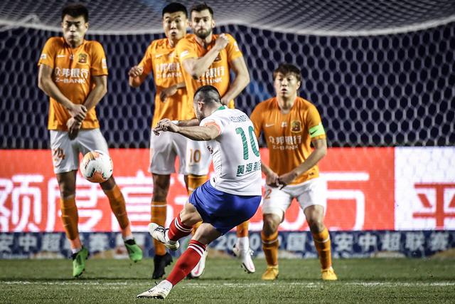 申花vs川崎技术统计：射门25比6、射正11比0